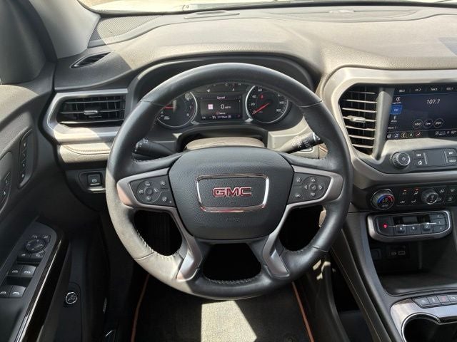 2022 GMC Acadia AT4