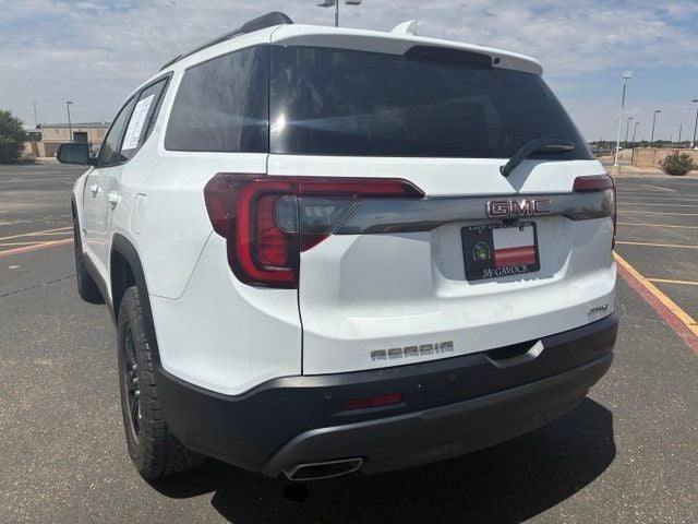 2022 GMC Acadia AT4