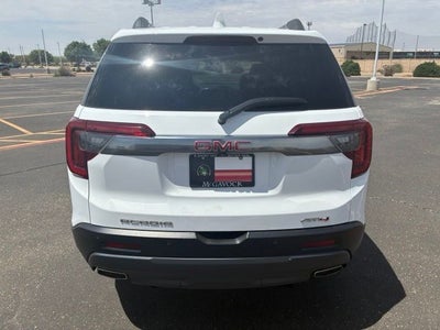 2022 GMC Acadia AT4