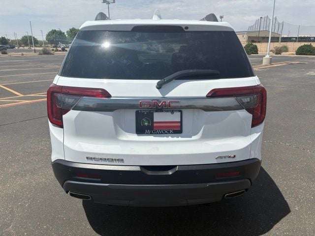 2022 GMC Acadia AT4