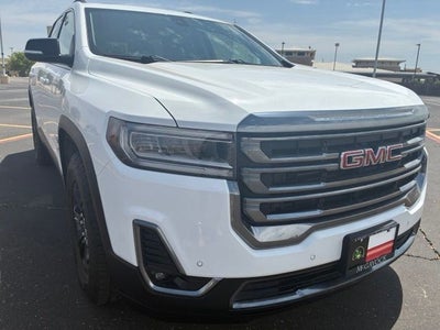 2022 GMC Acadia AT4