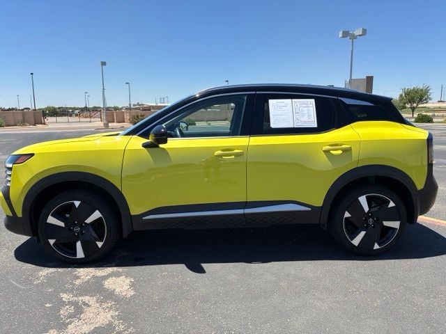 2025 Nissan Kicks SR