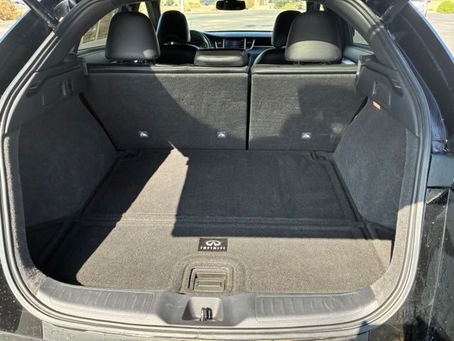 2023 INFINITI QX55 LUXE