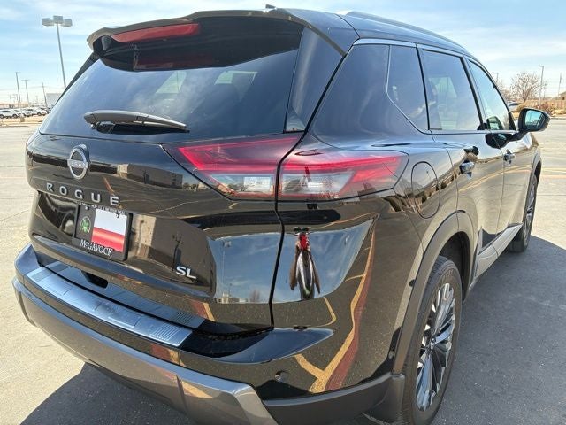 2025 Nissan Rogue SL