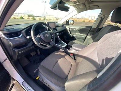 2024 Toyota RAV4 Hybrid XLE