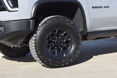 2025 Chevrolet Silverado HD ZR2