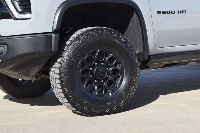 2025 Chevrolet Silverado HD ZR2