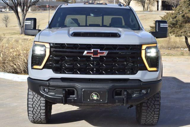 2025 Chevrolet Silverado HD ZR2