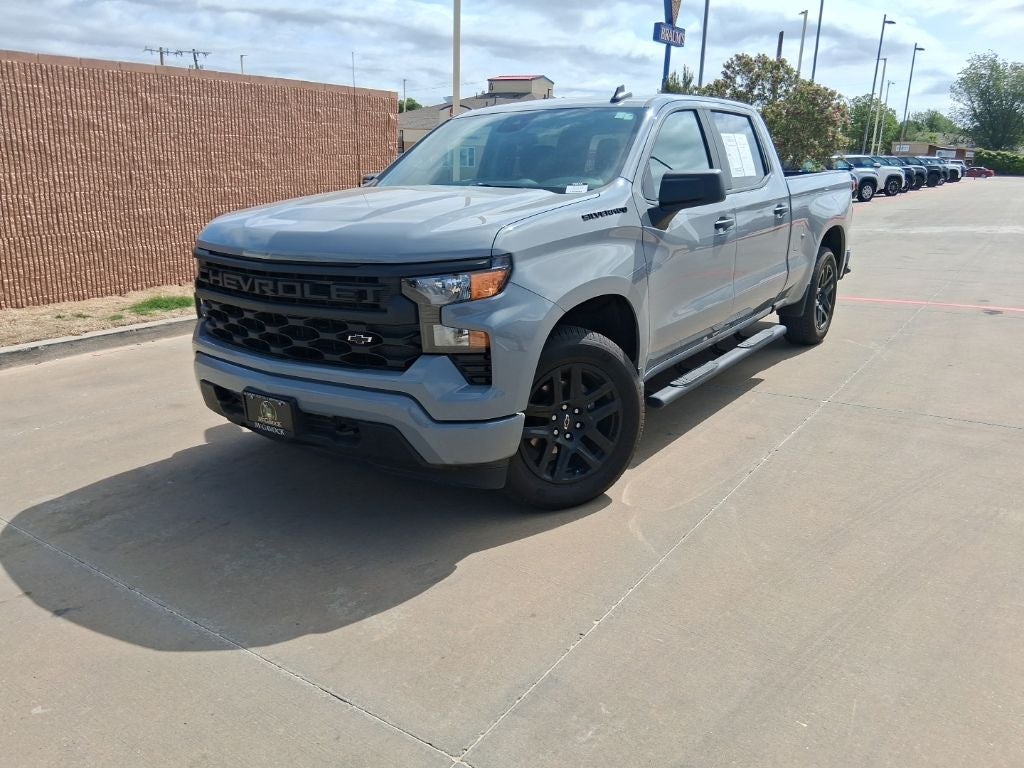 2024 Chevrolet Silverado Custom