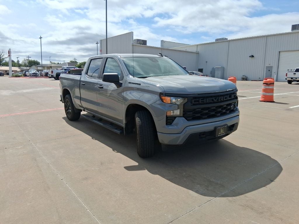 2024 Chevrolet Silverado Custom