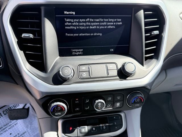 2023 GMC Acadia SLT