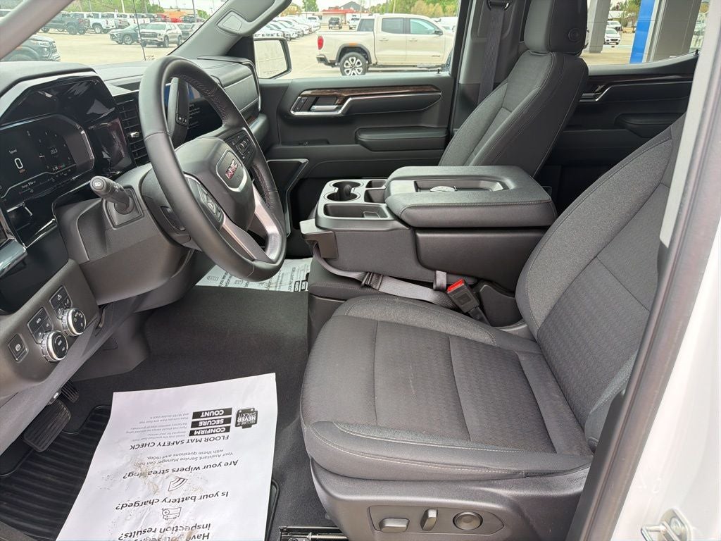 2024 GMC Sierra 1500 SLE