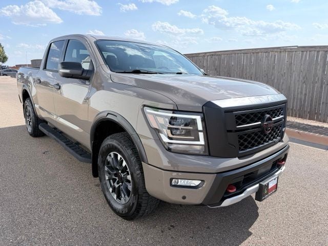 2024 Nissan Titan PRO-4X