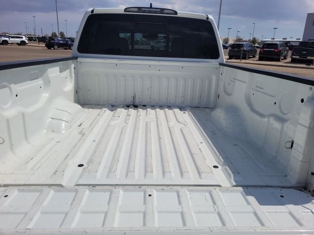 2022 Nissan Titan SV