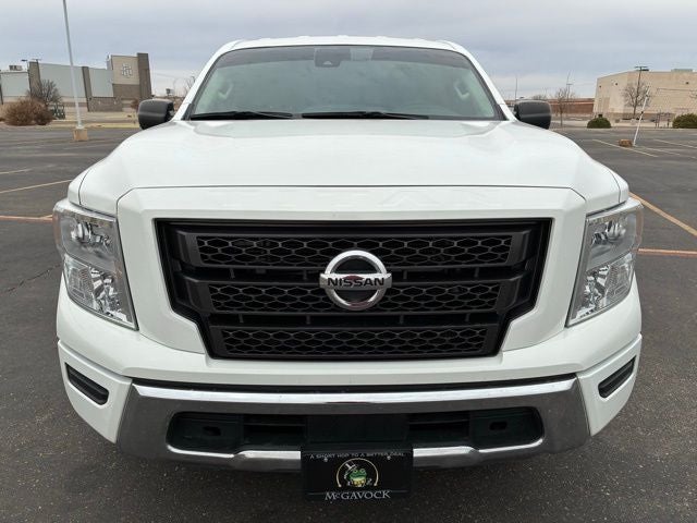 2022 Nissan Titan SV