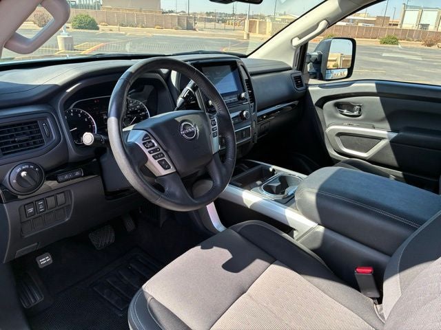 2024 Nissan Titan SV