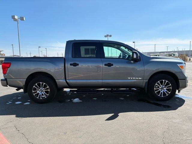 2024 Nissan Titan SV