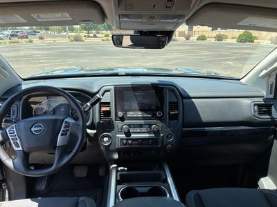 2024 Nissan Titan SV