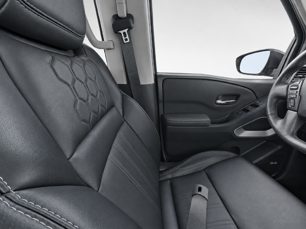 2024 Nissan Frontier SL