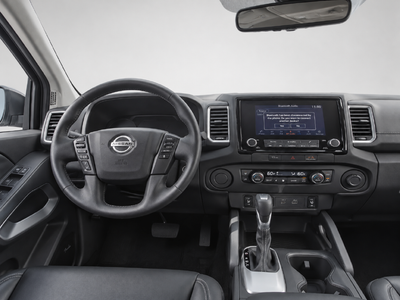 2024 Nissan Frontier SL