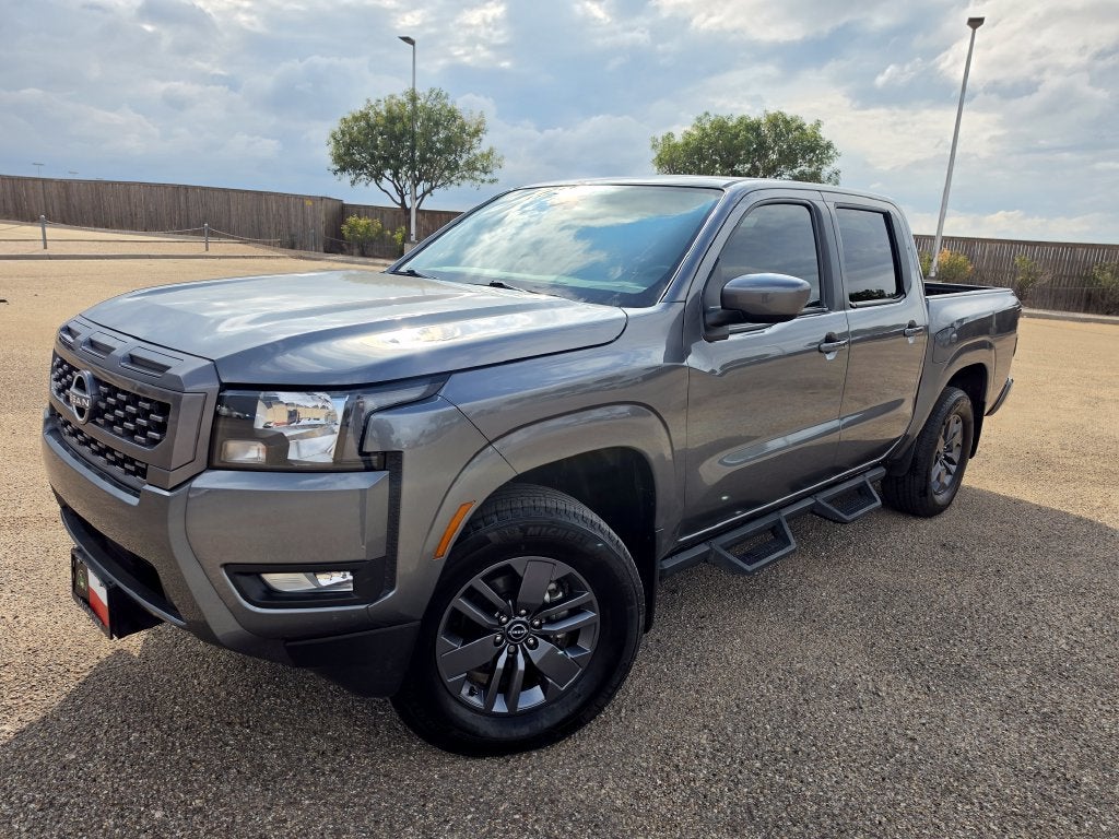 2025 Nissan Frontier SV