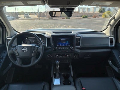 2024 Nissan Frontier SL