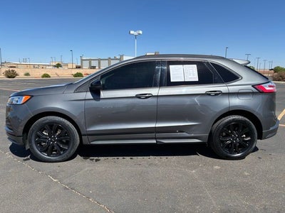 2022 Ford Edge SE