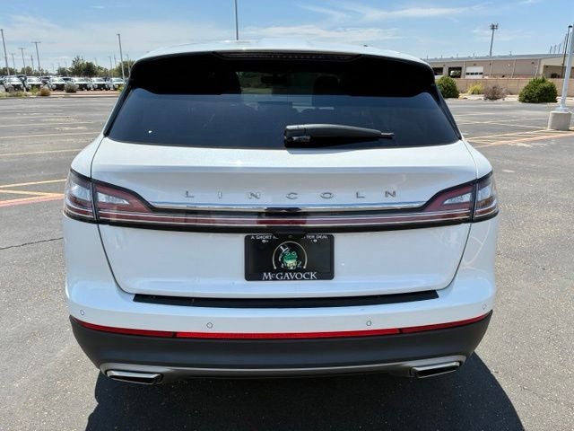 2022 Lincoln Nautilus Standard