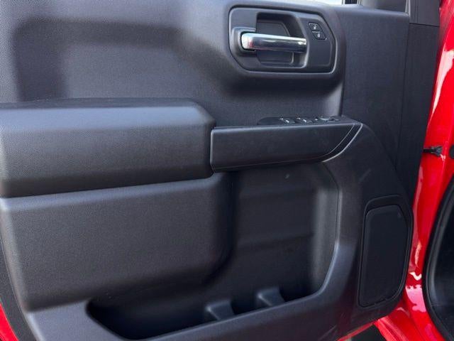 2024 Chevrolet Silverado Custom