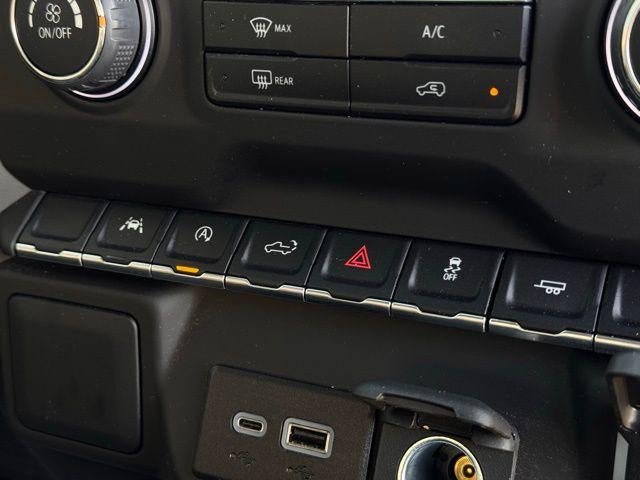 2024 Chevrolet Silverado Custom