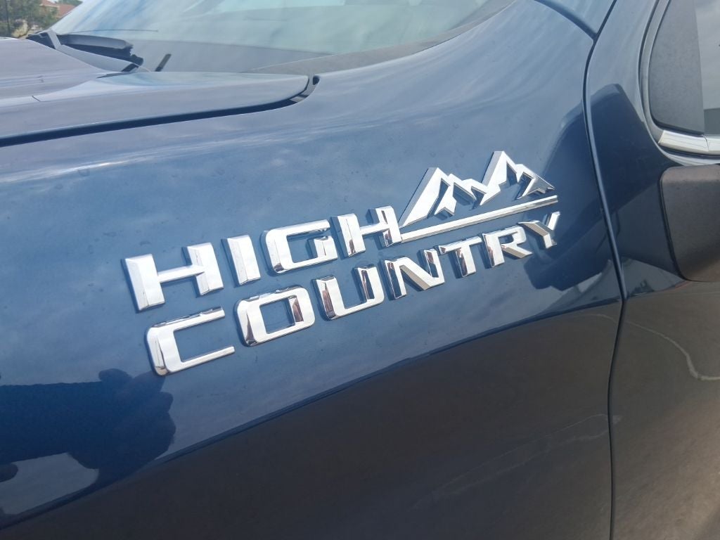 2022 Chevrolet Silverado High Country