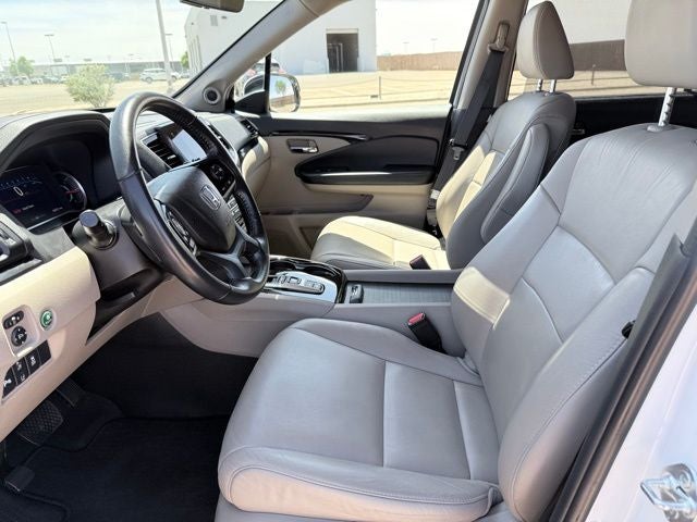 2021 Honda Pilot Touring 8 Passenger