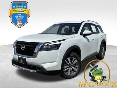 2025 Nissan Pathfinder SL