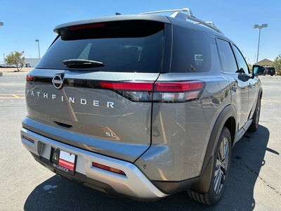 2024 Nissan Pathfinder SL