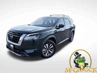 2024 Nissan Pathfinder SL