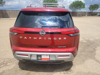 2023 Nissan Pathfinder Platinum