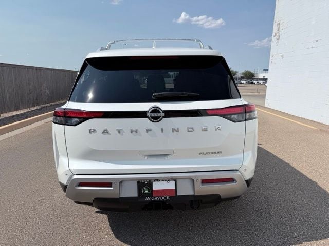 2024 Nissan Pathfinder Platinum