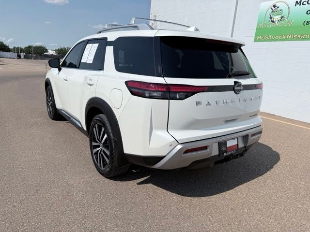 2024 Nissan Pathfinder Platinum