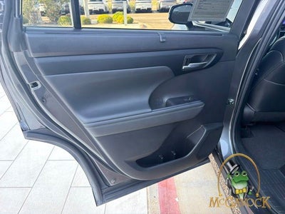 2023 Toyota Highlander XSE
