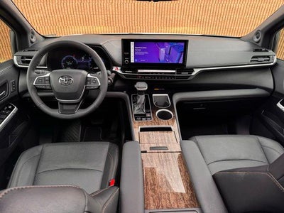 2025 Toyota SIENNA LTD AWD Limited 7 Passenger