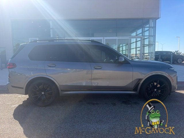 2023 BMW X7 xDrive40i