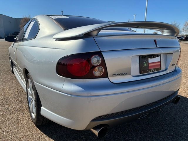 2005 Pontiac GTO Base
