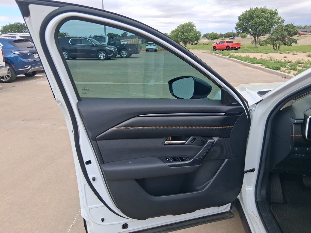 2025 Mazda Mazda CX-50 Premium Plus