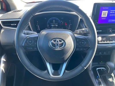 2024 Toyota Corolla Cross XLE