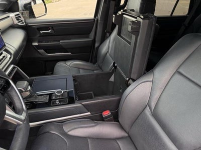 2023 Toyota SEQUOIA 4WD Platinum