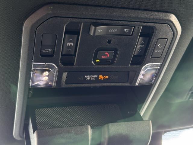 2023 Toyota SEQUOIA 4WD Platinum