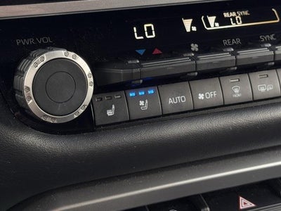 2023 Toyota SEQUOIA 4WD Platinum