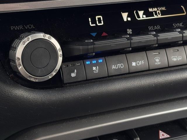 2023 Toyota SEQUOIA 4WD Platinum