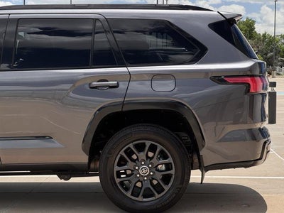 2023 Toyota SEQUOIA 4WD Platinum
