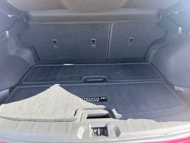 2022 Nissan Rogue Sport SV